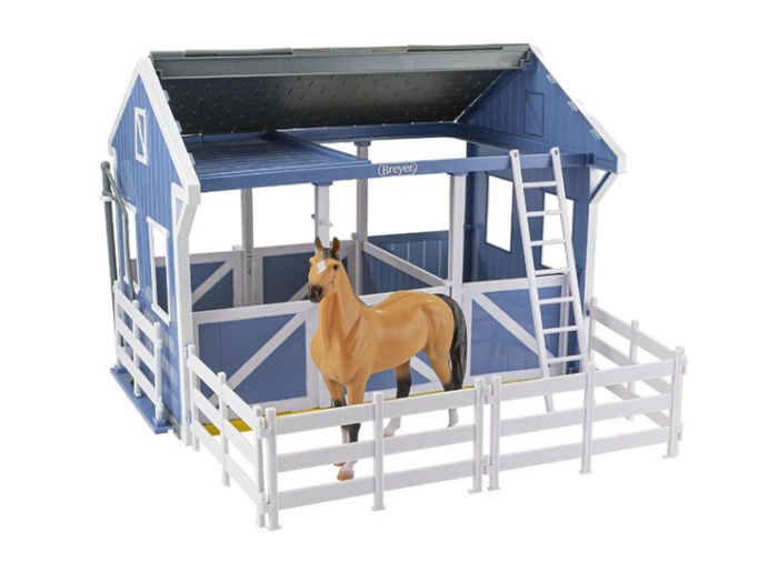 ESTABLO BREYER CON PUESTO DE LAVADO